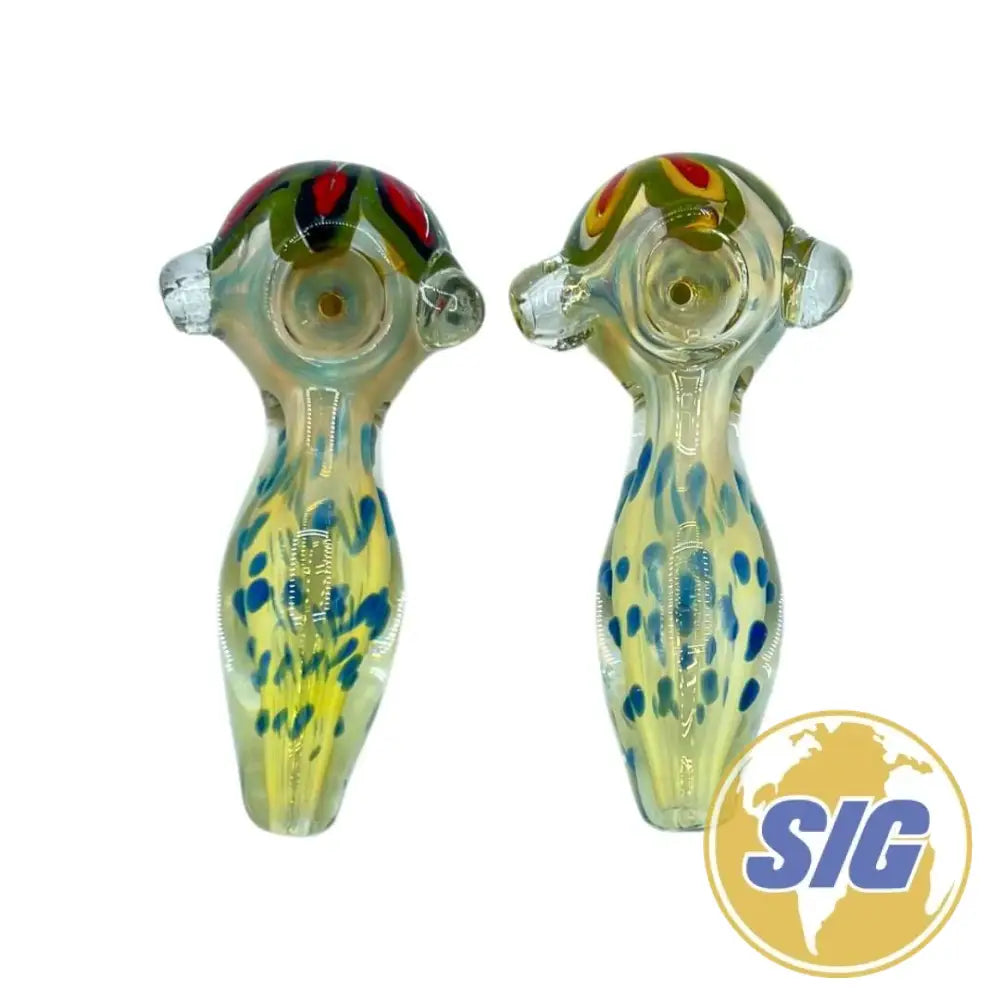 Petal Patterned Hand Pipe |REF: HP 03|